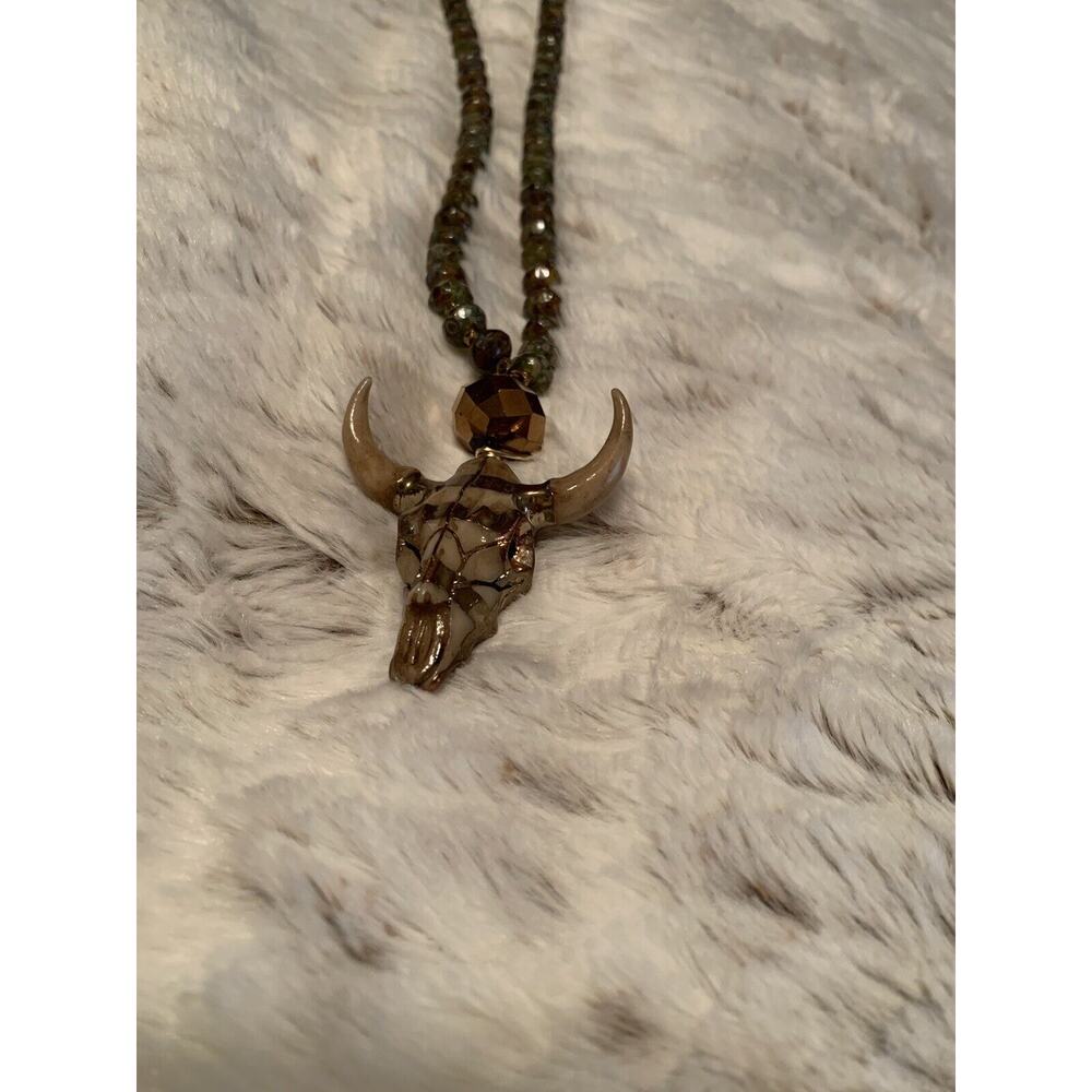 BHD Necklace Boutique Long Beaded Bullhead